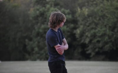 À quel âge légal un enfant peut-il refuser d’aller chez son père ?